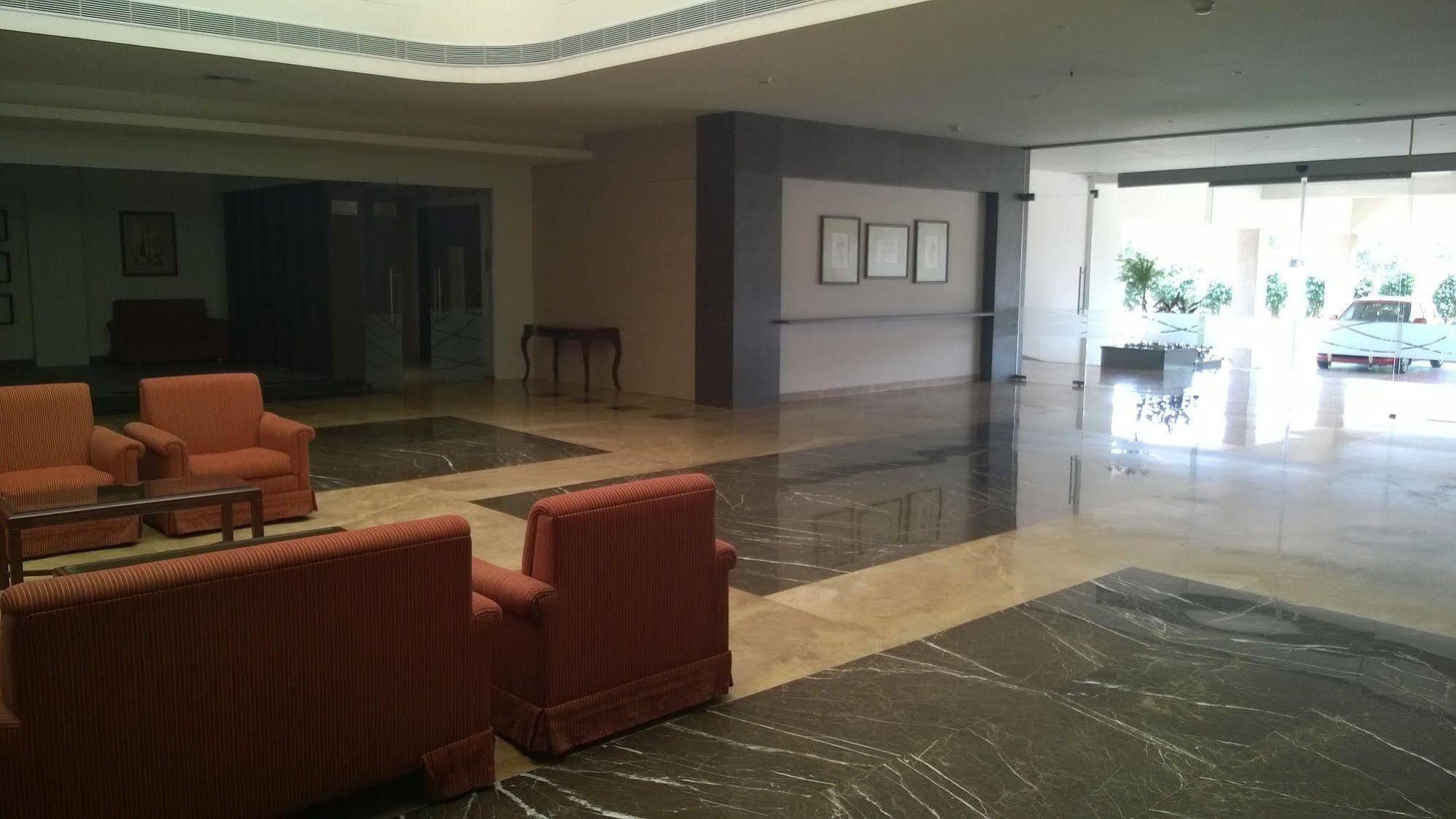Regency Tiruttani By Grt Hotels Thiruttani Exterior photo