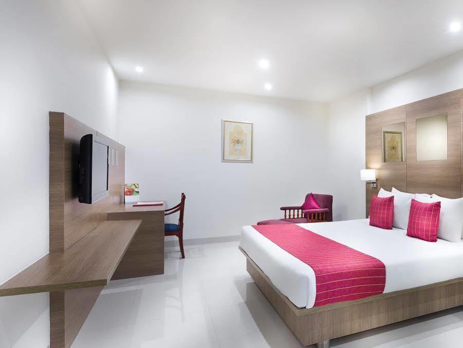 Regency Tiruttani By Grt Hotels Thiruttani Exterior photo