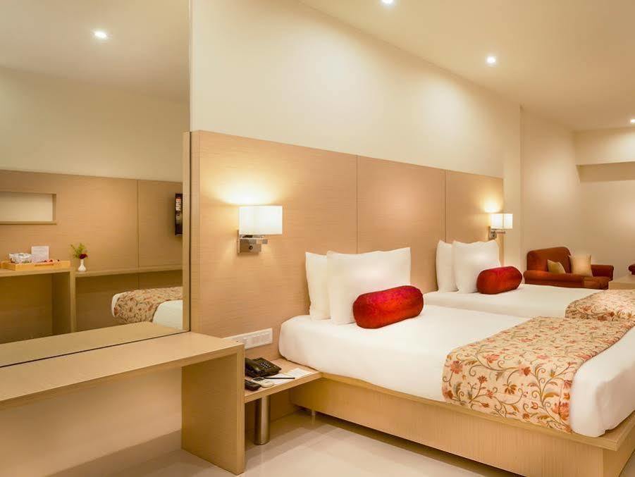 Regency Tiruttani By Grt Hotels Thiruttani Exterior photo